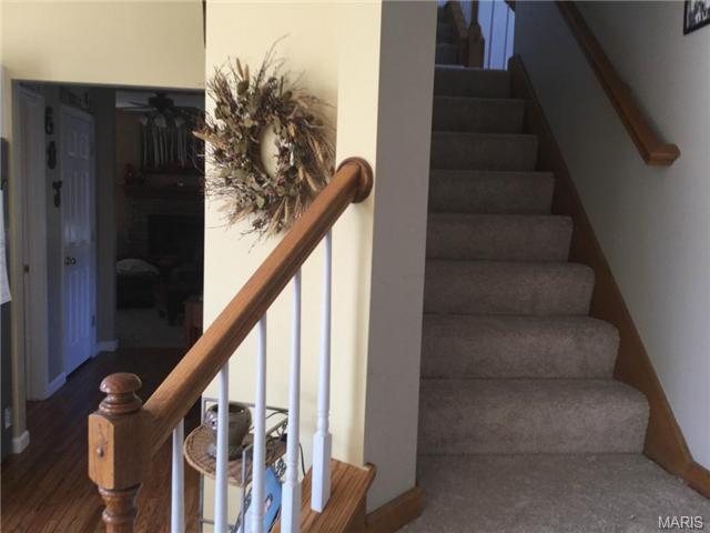 922 Midpoint Dr, O'fallon, MO 63366 photo 17