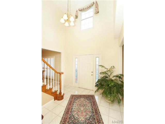 625 Arbor Haven Dr, Ballwin, MO 63021 photo 3