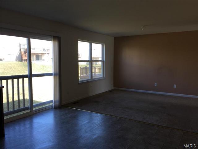 5578 Wavecrest Cir, Cottleville, MO 63304 photo 9