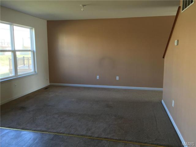5578 Wavecrest Cir, Cottleville, MO 63304 photo 8