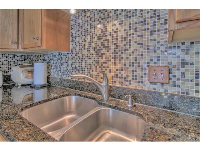 271 Glandore Dr, Ballwin, MO 63021 photo 11