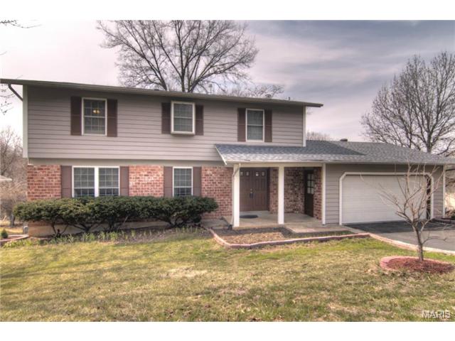 271 Glandore Dr, Ballwin, MO 63021 photo 1