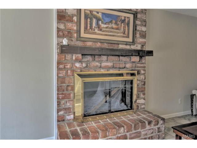 271 Glandore Dr, Ballwin, MO 63021 photo 17