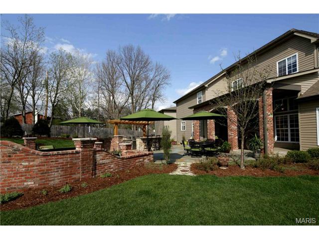 237 Dickens Farm Ln, Ballwin, MO 63021 photo 37