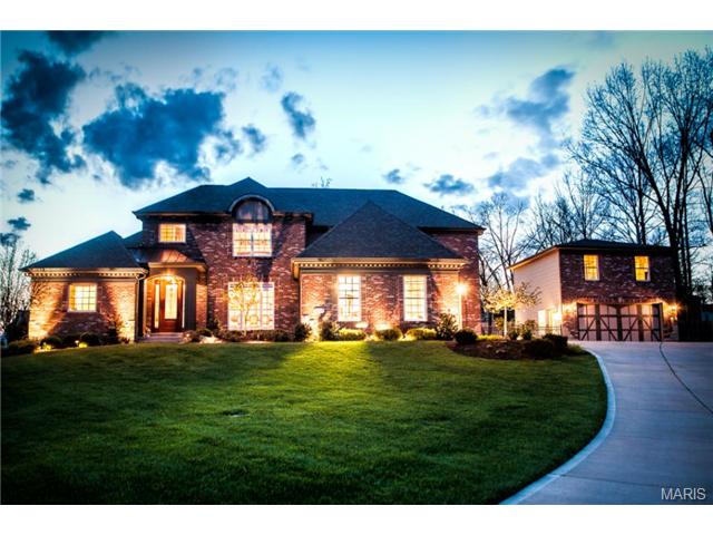 237 Dickens Farm Ln, Ballwin, MO 63021 photo 1