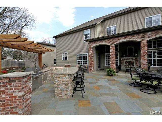237 Dickens Farm Ln, Ballwin, MO 63021 photo 40