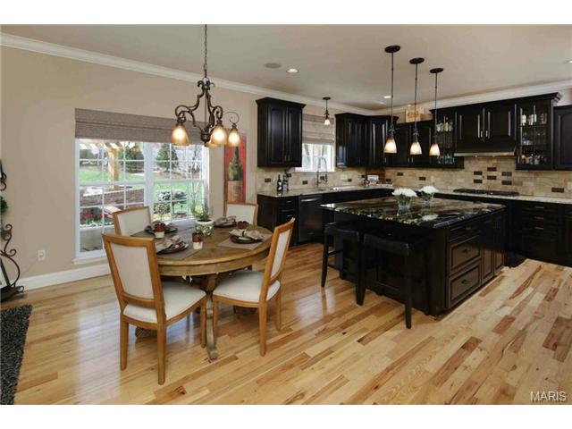 237 Dickens Farm Ln, Ballwin, MO 63021 photo 15