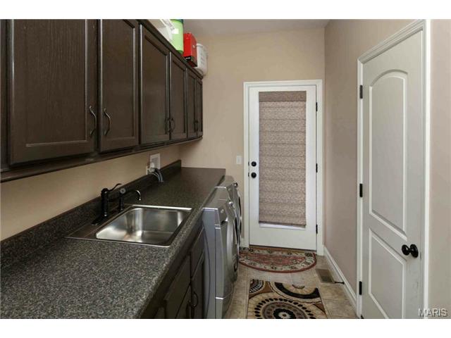 237 Dickens Farm Ln, Ballwin, MO 63021 photo 20