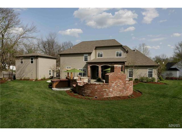 237 Dickens Farm Ln, Ballwin, MO 63021 photo 41