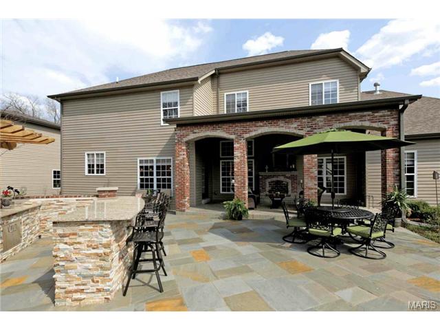 237 Dickens Farm Ln, Ballwin, MO 63021 photo 38