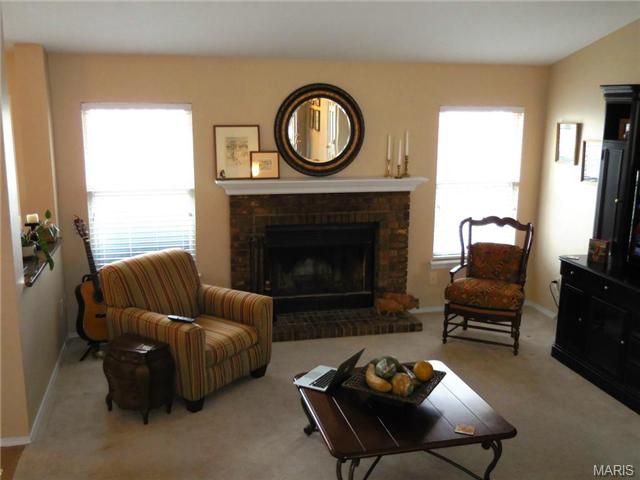 908 Cleta, Ballwin, MO 63021 photo 6