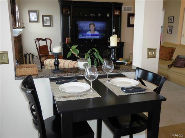 908 Cleta, Ballwin, MO 63021 photo 11