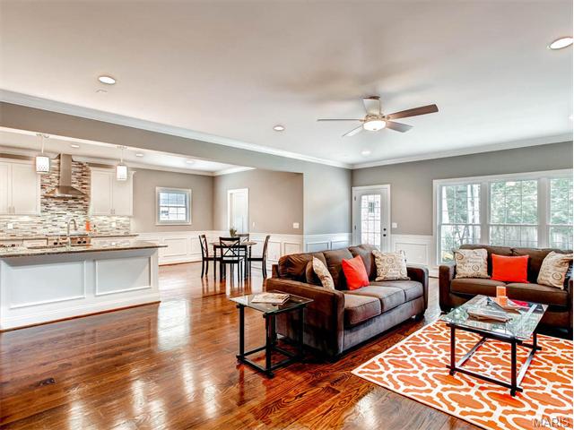 9 Enfield Rd, Olivette, MO 63132 photo 6