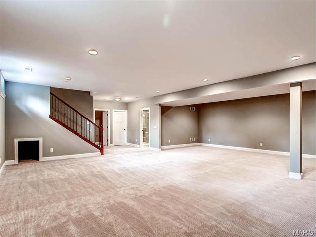 9 Enfield Rd, Olivette, MO 63132 photo 23