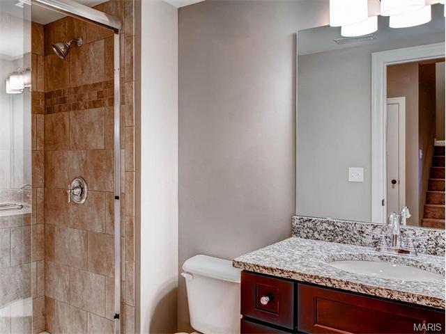 9 Enfield Rd, Olivette, MO 63132 photo 25