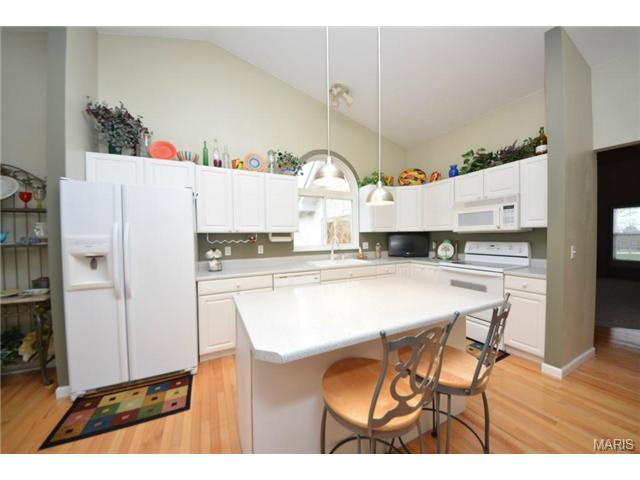 2130 Chickadee Ct, O'fallon, MO 63366 photo 6