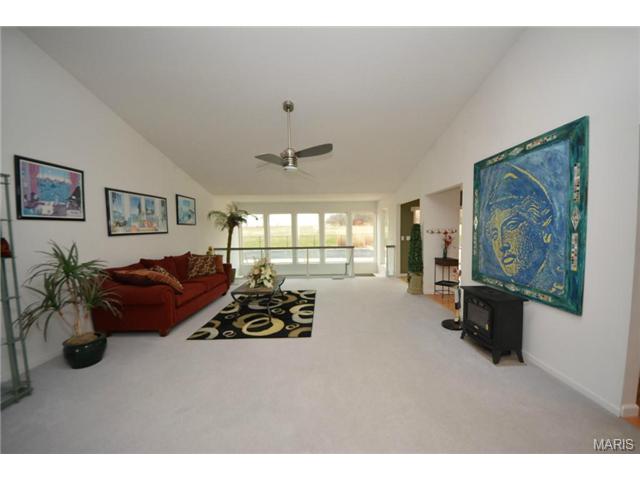 2130 Chickadee Ct, O'fallon, MO 63366 photo 4
