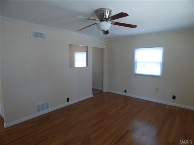 3720 Risch, Saint Louis, MO 63125 photo 14