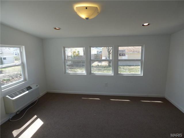 3720 Risch, Saint Louis, MO 63125 photo 11