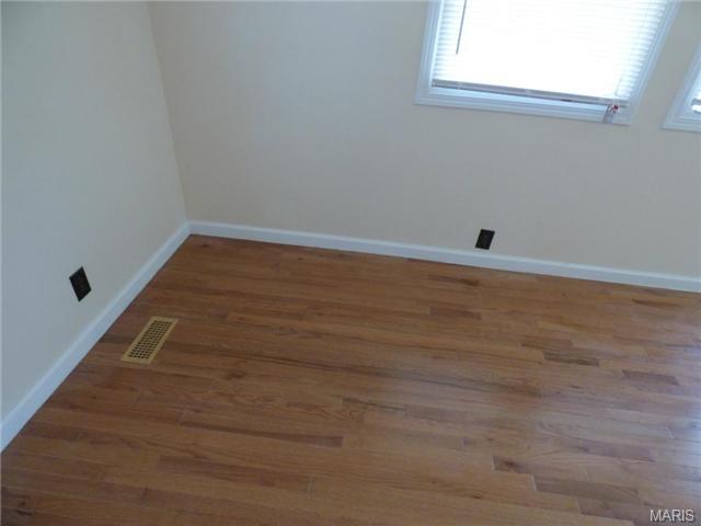 3720 Risch, Saint Louis, MO 63125 photo 13