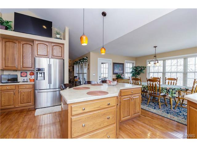 10 Hawk Forest Ct, Defiance, MO 63341 photo 14