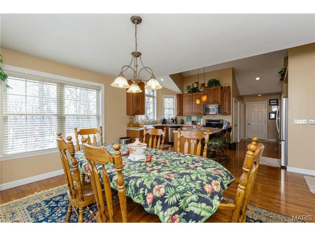 10 Hawk Forest Ct, Defiance, MO 63341 photo 13