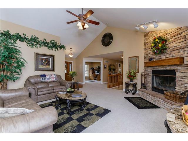 10 Hawk Forest Ct, Defiance, MO 63341 photo 7
