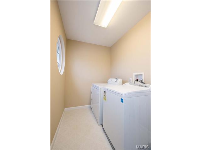 1032 Stone Spring Ct, Eureka, MO 63025 photo 21