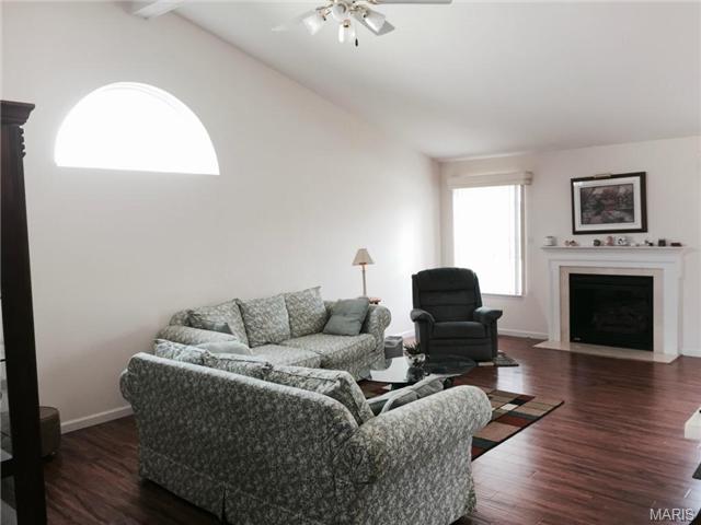 32 Piepers Glen Ct, O'fallon, MO 63366 photo 4
