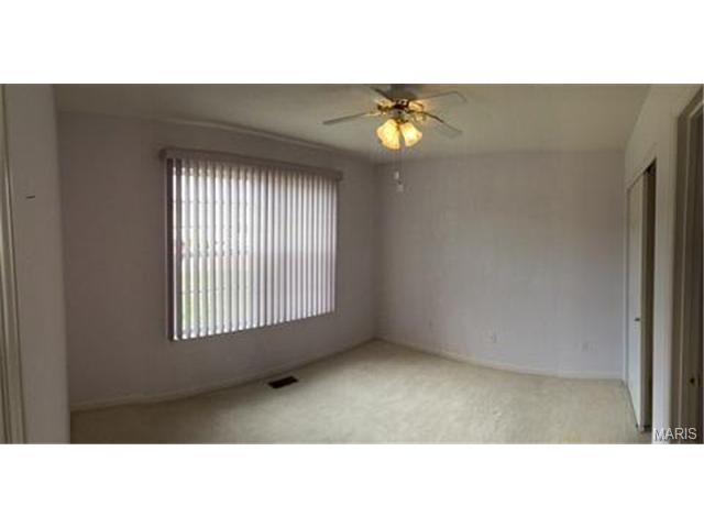 32 Piepers Glen Ct, O'fallon, MO 63366 photo 11