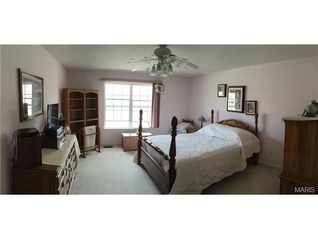 32 Piepers Glen Ct, O'fallon, MO 63366 photo 8