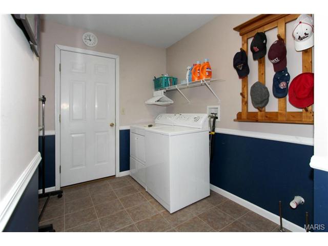 380 Buckhurst Dr, Ballwin, MO 63021 photo 11