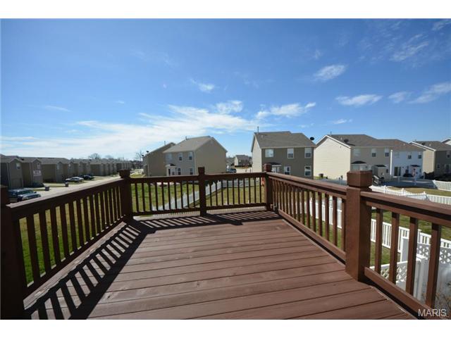 332 Wild Oak Dr, O'fallon, MO 63368 photo 10