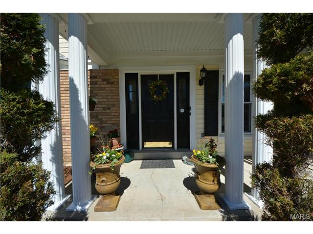 214 Timber Tree Ct, Ballwin, MO 63011 photo 2