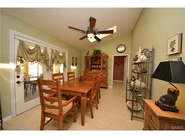 214 Timber Tree Ct, Ballwin, MO 63011 photo 11