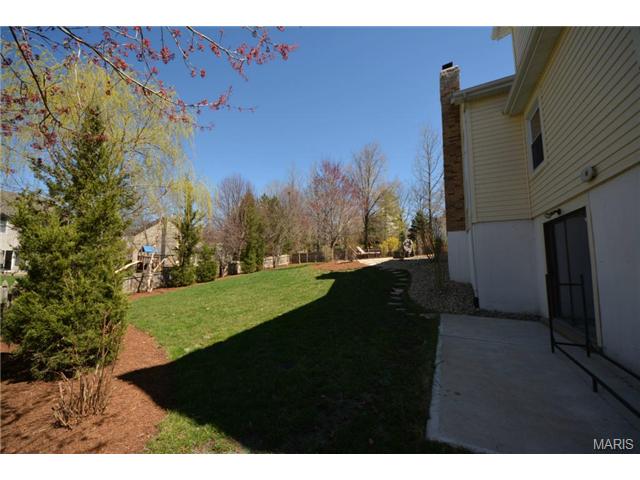 214 Timber Tree Ct, Ballwin, MO 63011 photo 28