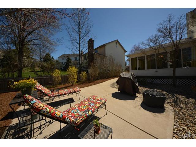 214 Timber Tree Ct, Ballwin, MO 63011 photo 14