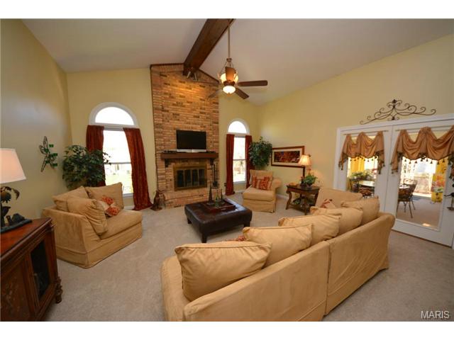 214 Timber Tree Ct, Ballwin, MO 63011 photo 6