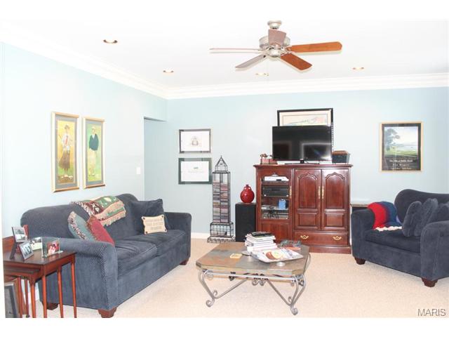 222 Pointe Lucerne Ct, Ballwin, MO 63011 photo 9