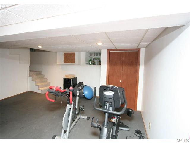 5717 Gresham Ave, Saint Louis, MO 63109 photo 37