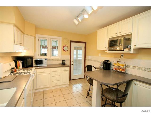 5717 Gresham Ave, Saint Louis, MO 63109 photo 16