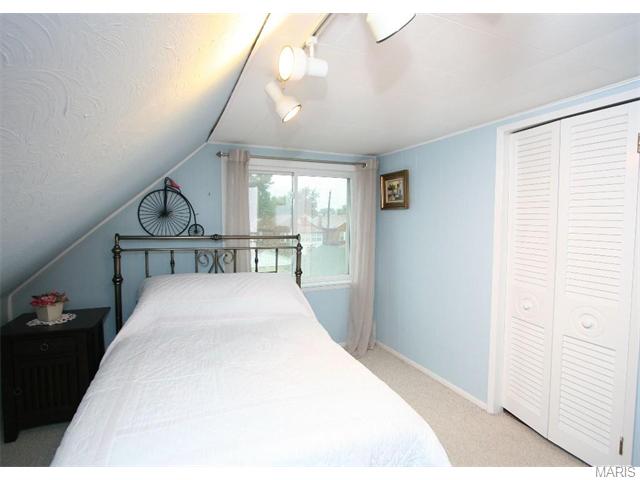 5717 Gresham Ave, Saint Louis, MO 63109 photo 30