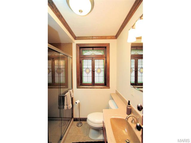 5717 Gresham Ave, Saint Louis, MO 63109 photo 24
