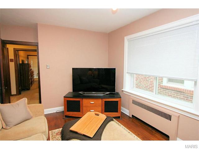 5717 Gresham Ave, Saint Louis, MO 63109 photo 28