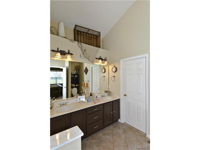 376 Falcon Hill Dr, O'fallon, MO 63368 photo 15