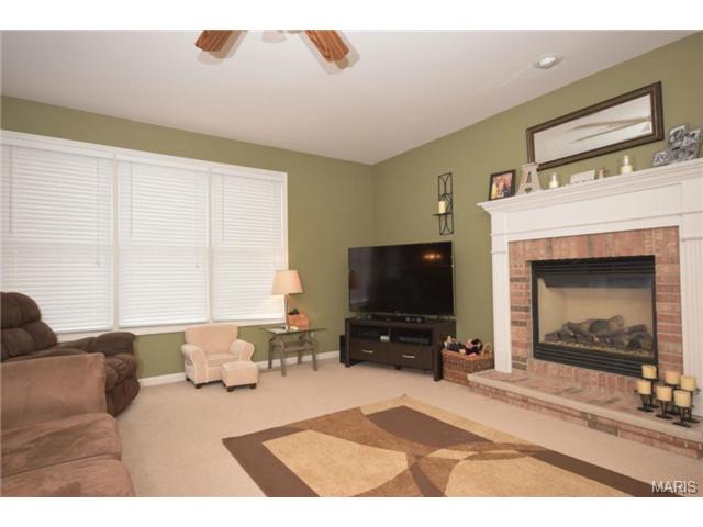 22 Patriarch Ct, Saint Peters, MO 63376 photo 7