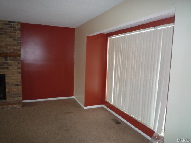 10 Edgemere Ct, Black Jack, MO 63033 photo 5