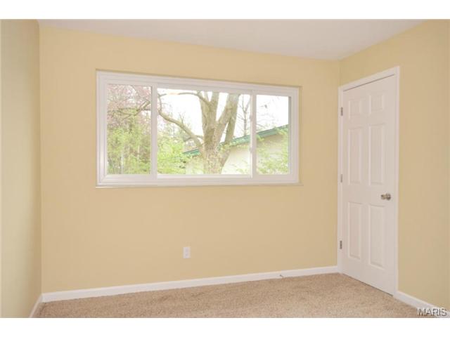 104 Calico Ln, Ballwin, MO 63011 photo 15