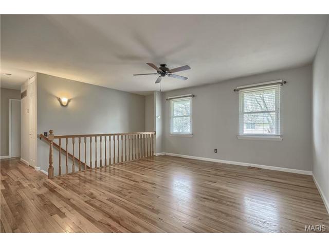 501 Thornlea, Ballwin, MO 63011 photo 3