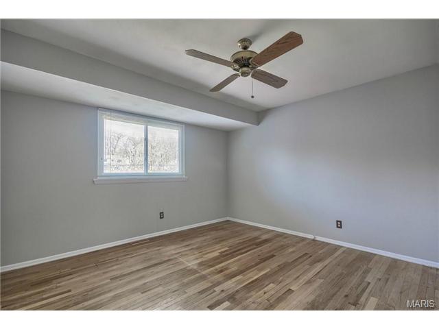 501 Thornlea, Ballwin, MO 63011 photo 10